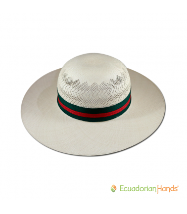 Pava Semicalada Montecristi Panama Hat