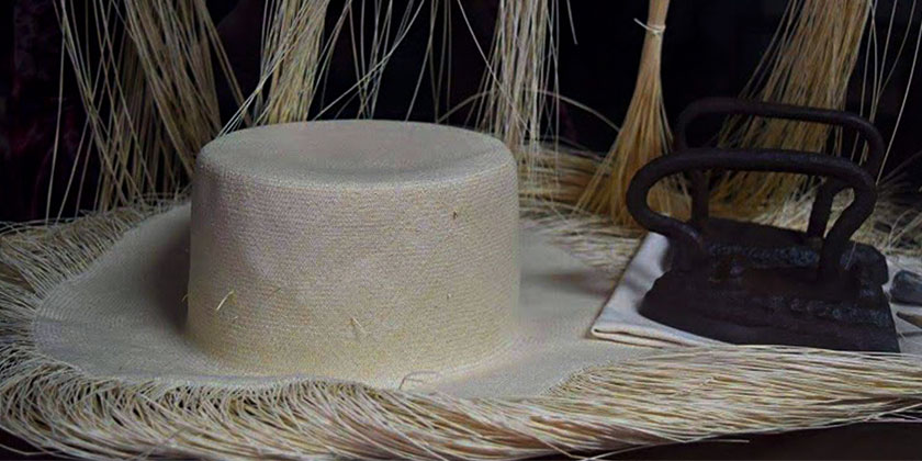 Planchado sombrero panamá