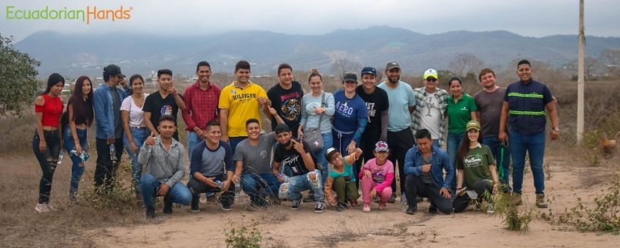 once-mil-arboles-de-palo-santo-reforestados-en-manabi-ecuador