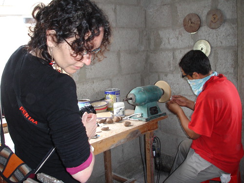 Carole and Benoit decided to know the origin of the tagua beads and travel to Ecuador